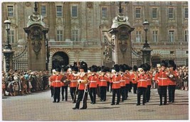United Kingdom UK Postcard London Guards Band Leaving Buckingham Palace - £2.34 GBP