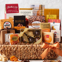 Harvest Gourmet: Thanksgiving Gift Basket - $304.49