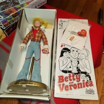 Effanbee Betty &amp; Veronica Doll Groovy Betty Doll w/ box Betty in her bellbottoms - £35.07 GBP