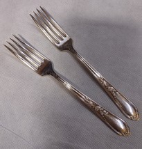 Oneida Camille 1937 Dinner Forks 2 Silverplated 7.5&quot; - £15.65 GBP