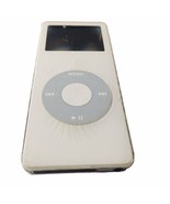 Apple iPod Nano 1st Generation 1GB White A1137 - Untested for parts scra... - $342.65 MXN