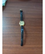 vintage Wittnauer ladies gold tone watch - $40.47 CAD
