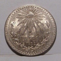1932 Mexico 1-Peso, Old Silver Bullion Coin, Foreign Money as Collection or Gift - £26.58 GBP