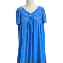 Miss Elaine Classic Nightgown Blue Floral Embroider Size Medium Nylon - $30.84