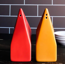 Frank Llyd Wright Florida Southern College Organic Triangles Salt Pepper Shakers - £16.75 GBP