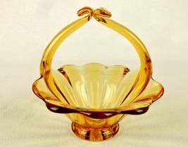 Viking Art Glass One Piece Candy Dish Basket, Fluted &amp; Scalloped Amber Glass - £15.72 GBP
