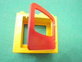 LEGO DUPLO Red Yellow Opening Window with Door-
show original title

Original... - £12.53 GBP