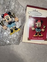 Playful Minnie Walt Disney Hallmark Keepsake Ornament 2002 - £3.89 GBP