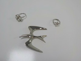 Vintage Silver Tone Sarah Coventry Costume Jewelry Bird Brooch and Rings - $15.95