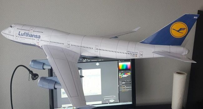 INSTANT Download. Paper Craft - Lufthansa Boeing 747-400