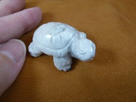 (Y-TUR-LA-555) White Gray Tortoise Turtle Carving Figurine Gemstone Turtles - £11.19 GBP
