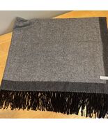 Williams Sonoma Cashmere Wool Blanket Throw Black Gray 50&quot;x70&quot; Fringe - $3,461.36 MXN