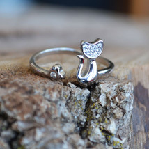 Cat ring, Sterling silver cat ring, adjustable size (R326) - £10.43 GBP