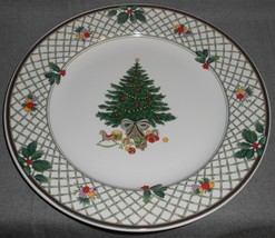 Mikasa Heritage Christmas Story Pattern Chop Plate Or Round Platter - £23.73 GBP
