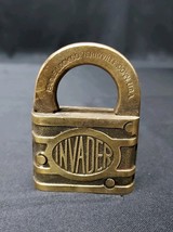 Antique &quot;Invader&quot; EAGLE LOCK Co. Terryville, Conn. USA, Brass Lock - No Key - $230.20 MXN