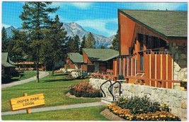 Postcard Jasper Park Lodge Lac Beauvert Pyramid Mountain Alberta - $2.96