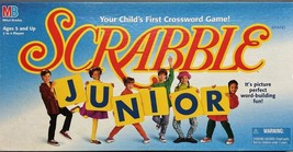 SCRABBLE JUNIOR Your Child&#39;s First Crossword Game! VINTAGE 1997 Milton B... - $259.91 MXN