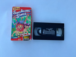 WALT DISNEY HOME VIDEO~SING ALONG SONGS~THE LION KING~CIRCLE OF LIFE~VHS - £6.60 GBP