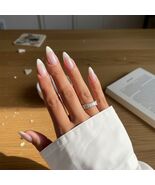 Gold Press On Nails Short Almond Fake Nails with Designs Bling Shimmery ... - $210.36 MXN