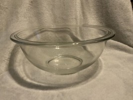 Vintage Pyrex Clear Glass Mixing Bowl #323 1.5 qt. - £10.50 GBP