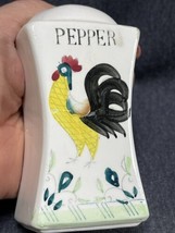 Vintage Early Provincial CORK Rooster Pepper Shaker - £3.77 GBP