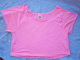 womens cropped t shirt Victoria&#39;s Secret Pink size medium nwot - $25.00