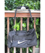 NIKE ~ Duffel Gym Bag 21 x 11 x 11 Shoulder Strap, Zip, Shoe Compartment... - £23.88 GBP