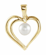 14K Yellow Gold Akoya Pearl Heart Pendant - $341.79 CAD