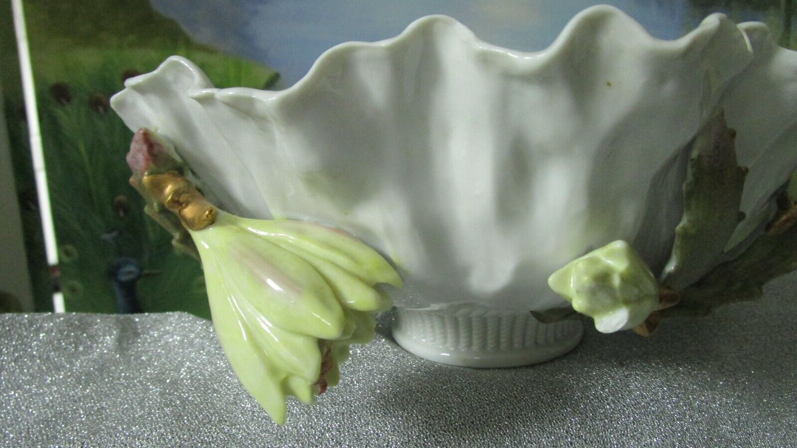 Primary image for MOORE WHITE CERAMIC ROUND  BOWL RUFFLED BORDERS APPLIED FLOWERS 