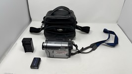 Sony Handycam DCR-TRV280  Digital 8 Camcorder With Nightshot Tested &amp; Works - $2,440.23 MXN