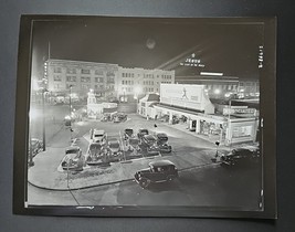 1938 Associated Gas Station Burnside &amp; Broadway Portland Oregon #1 Reprint - $38.30