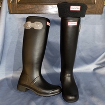 Hunter Black Matte Original Tour Tall Rain Boot, WFT1026RMA, Women Size 8 - $99.00