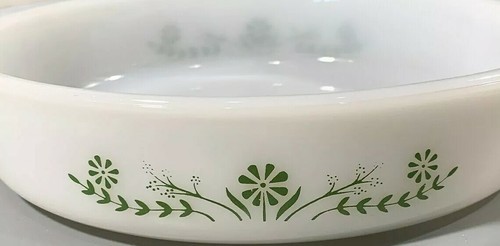 Vintage Glasbake ~ 8" Round Baking Dish ~ White Green Daisies ~ J2429 Item image 3