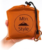 Outdoor Compact Beach Blanket for Hiking &amp; Backpack Accessories w/Ground Stakes - £13.51 GBP