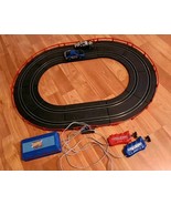 Slot Car Race Set Small Oval Track Cars Included MATTEL Battery Powered ... - $417.37 MXN
