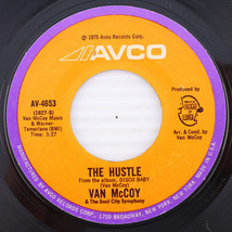 Van McCoy - The Hustle / Hey Girl Come And Get It  1975 45 rpm 7&quot; Record AV-4653 - £9.87 GBP
