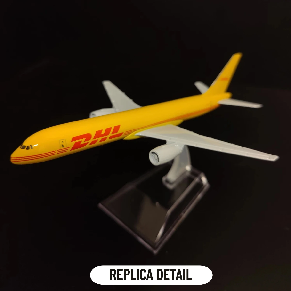Play Scale 1:400 Metal Aircraft Replica DHL Boeing 757 Airplane Diecast Model Pl - £26.38 GBP