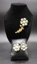 Vtg Gold Tone Enamel Over Metal Brooch &amp; Earring Set Unsigned Fashion Je... - $19.99