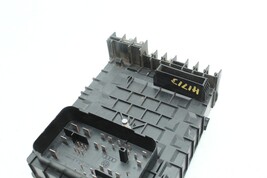 2006-2009 VOLKSWAGEN RABBIT ENGINE BAY ELECTRICAL FUSE RELAY BOX ASSEMBLY H1713 image 12
