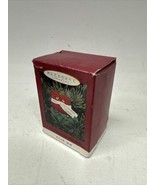 1994 Hallmark OUR CHRISTMAS TOGETHER  Clip-On Red Birds Keepsake Ornament - £10.17 GBP