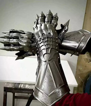 Metal Gothic Knight Style Gauntlets Functional Armor Gloves - $91.38