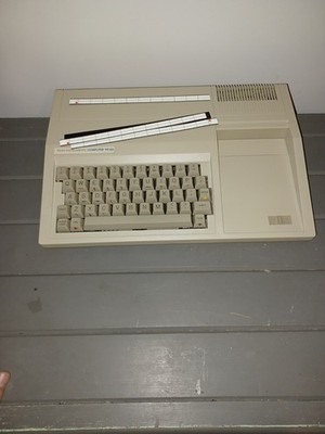 Vintage TI-99/4A Computer – w/ Power Cord, Video Cord & Manuals – Untested As IS Item image 2
