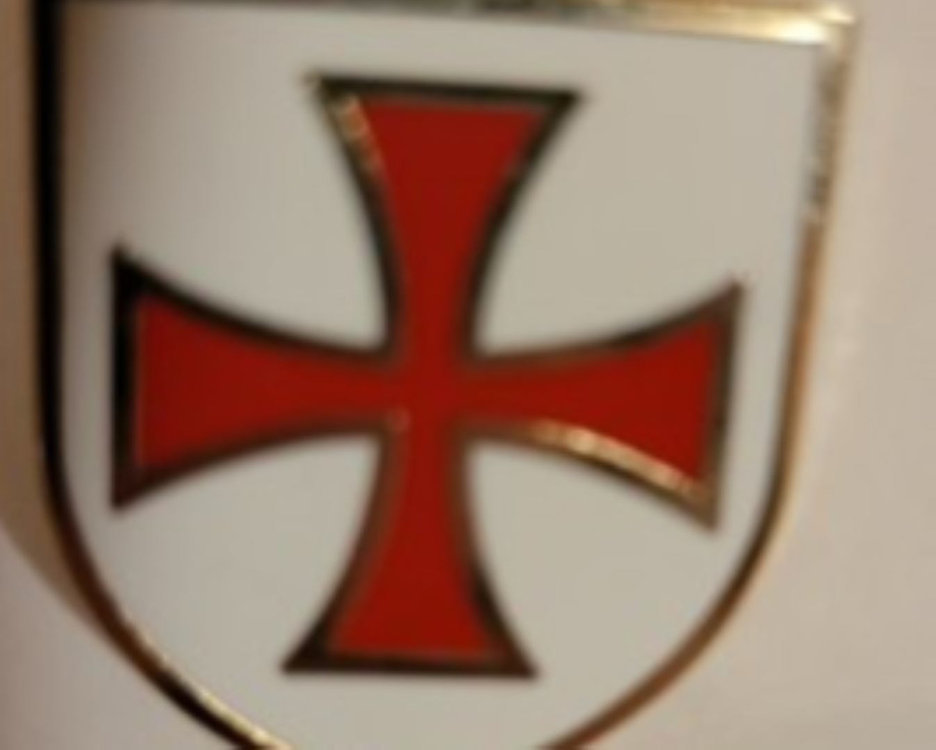 Knights templar red cross lapel pin  large 