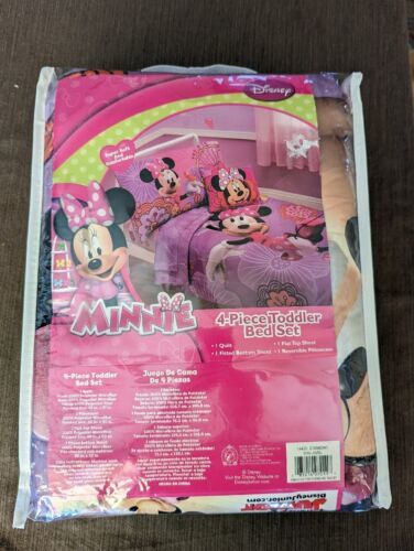 Disney 6090416 Minnie's Fluttery Friends Toddler Bedding Set - Lavender - $31.92