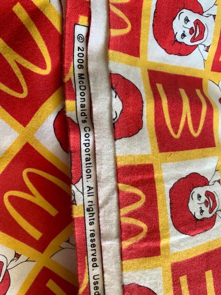 Vintage Ronald McDonalds with golden arches Spectrix flannel fabric 1 yard Item image 5