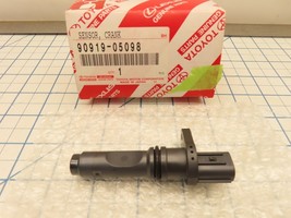Toyota 90919-05098 Crankshaft Crank Shaft Position Sensor - $87.06