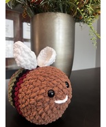 Plushie Crochet Bees-  Glory Bee  - $739.52 MXN
