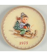 RIDE INTO CHRISTMAS - No Box in Hummel Annual Plate-Goebel by Goebel 1975 - $451.23 MXN