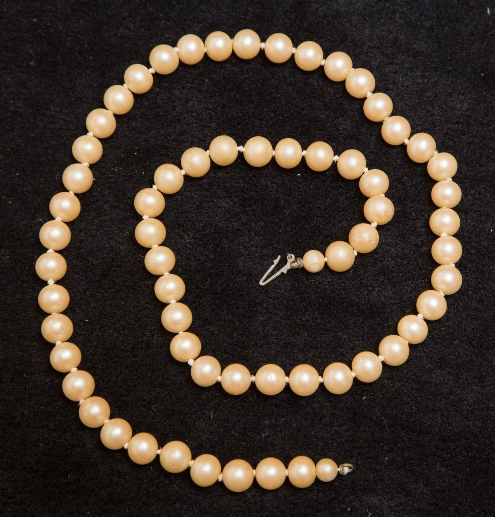 Primary image for Vintage Imitation Pearl Necklace Jewelry tob