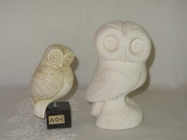 2 Vintage AOE Greek Owl of Alpha Theta Epsilon Figurine White Resin Plaster - £31.31 GBP
